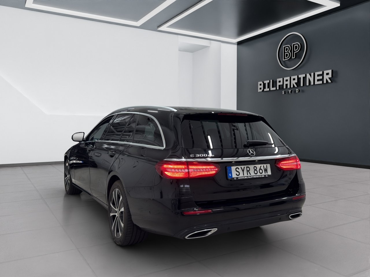 Mercedes-Benz E 2020, bild 6/10