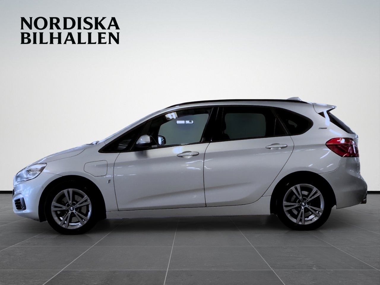 BMW 225 2018, bild 4/10