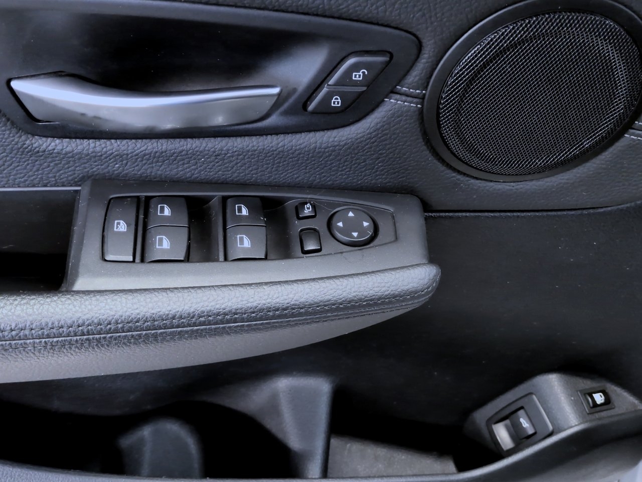 BMW 225 2018, bild 7/10