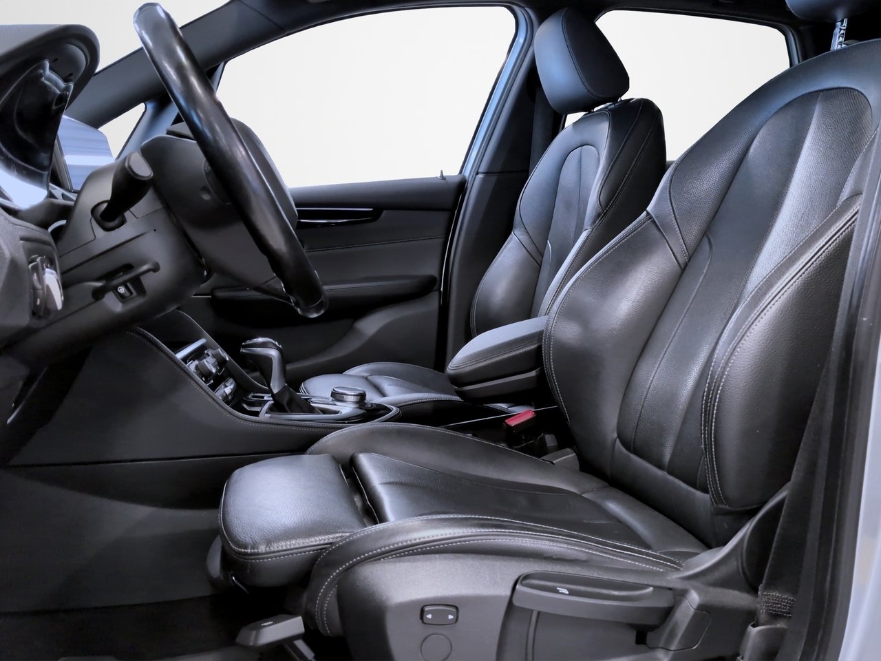 BMW 225 2018, bild 6/10