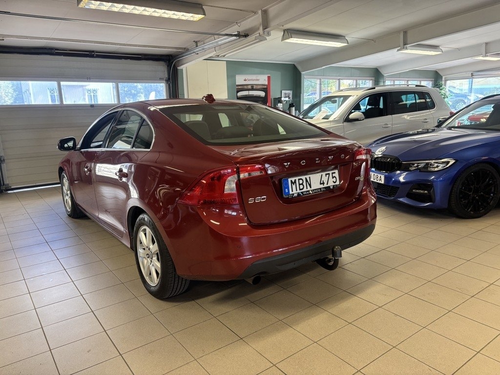 Volvo S60 DRIVe Momentum Euro 5 2012, bild 5/8