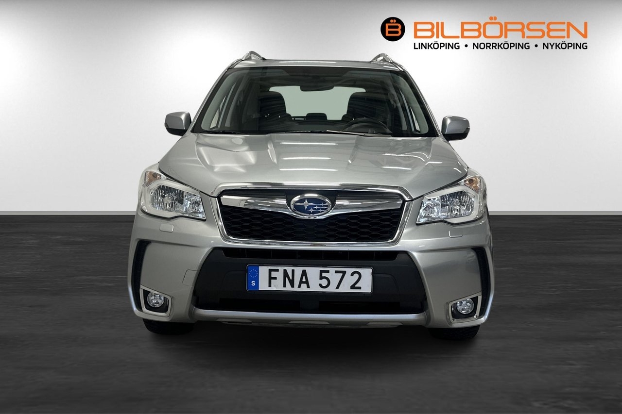 Subaru Forester 2.0 XT 4WD 241hk 2014, bild 2/10