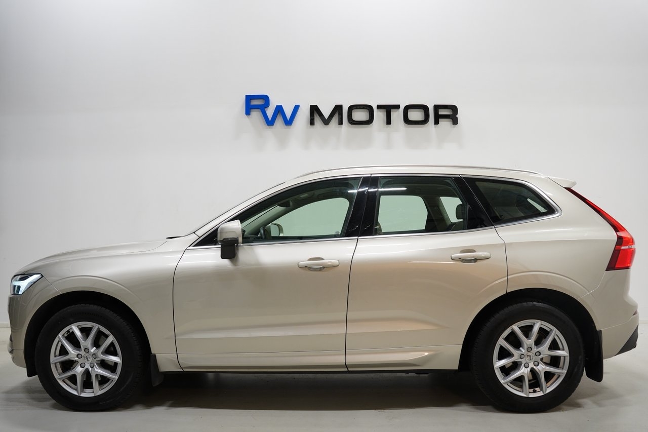 Volvo XC60 T5 AWD Momentum 2020, photo 3/10