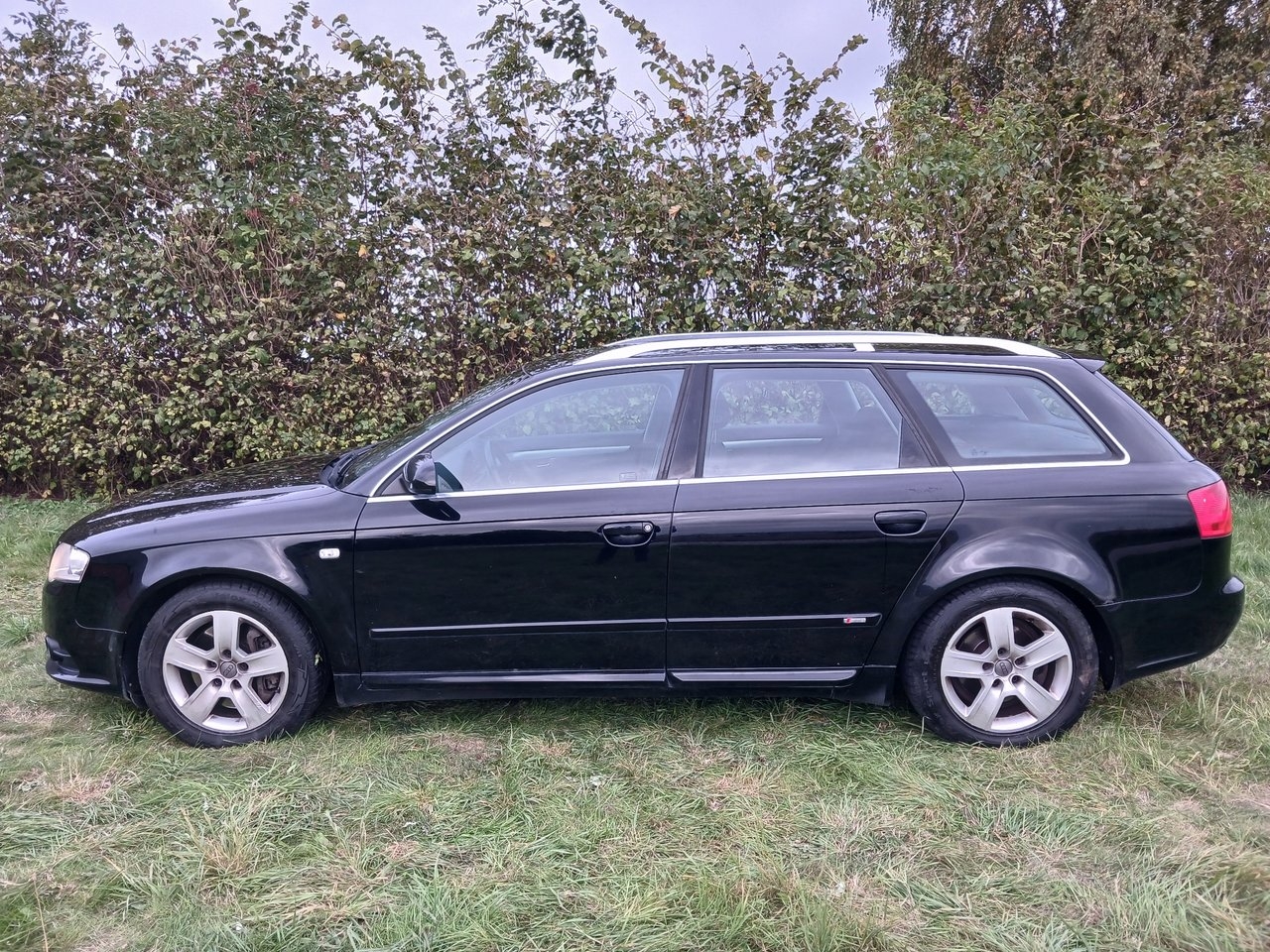 Audi A4 2008, bild 2/10