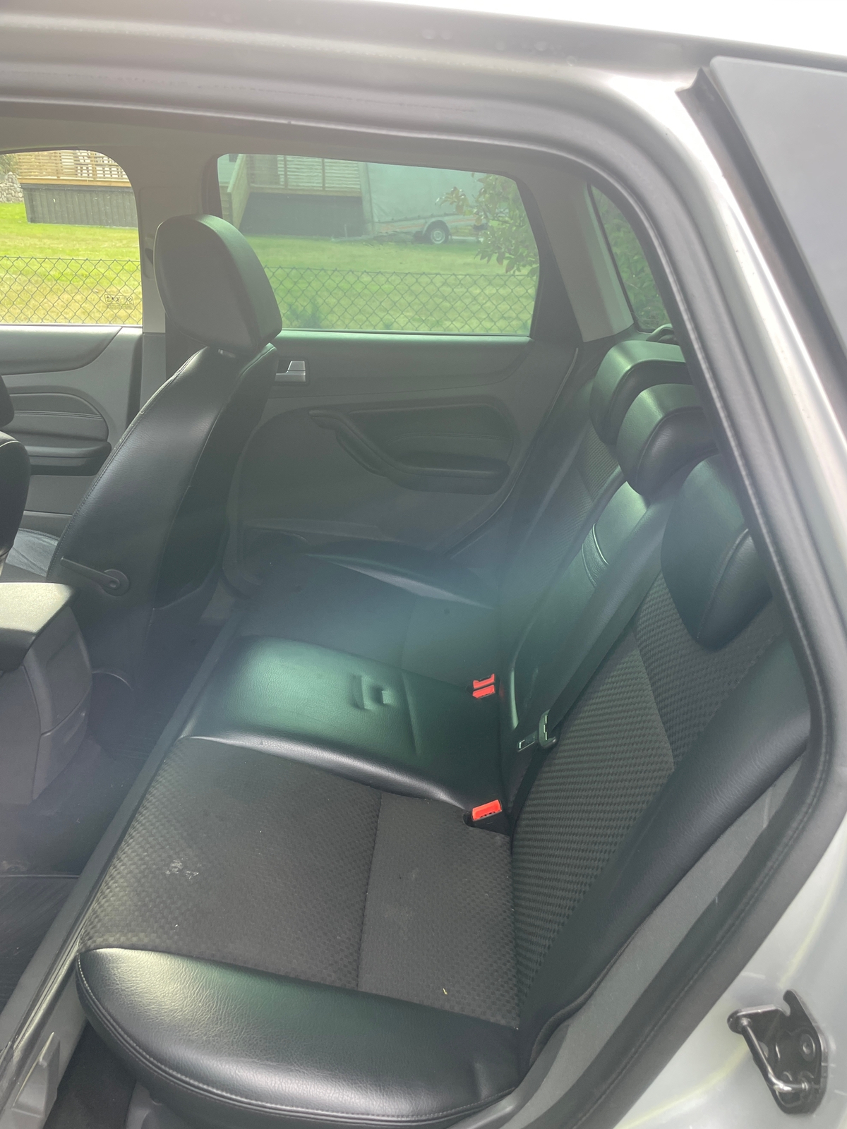Ford Focus Kombi 1.8 Flexifuel Manuell 2007, bild 5/7