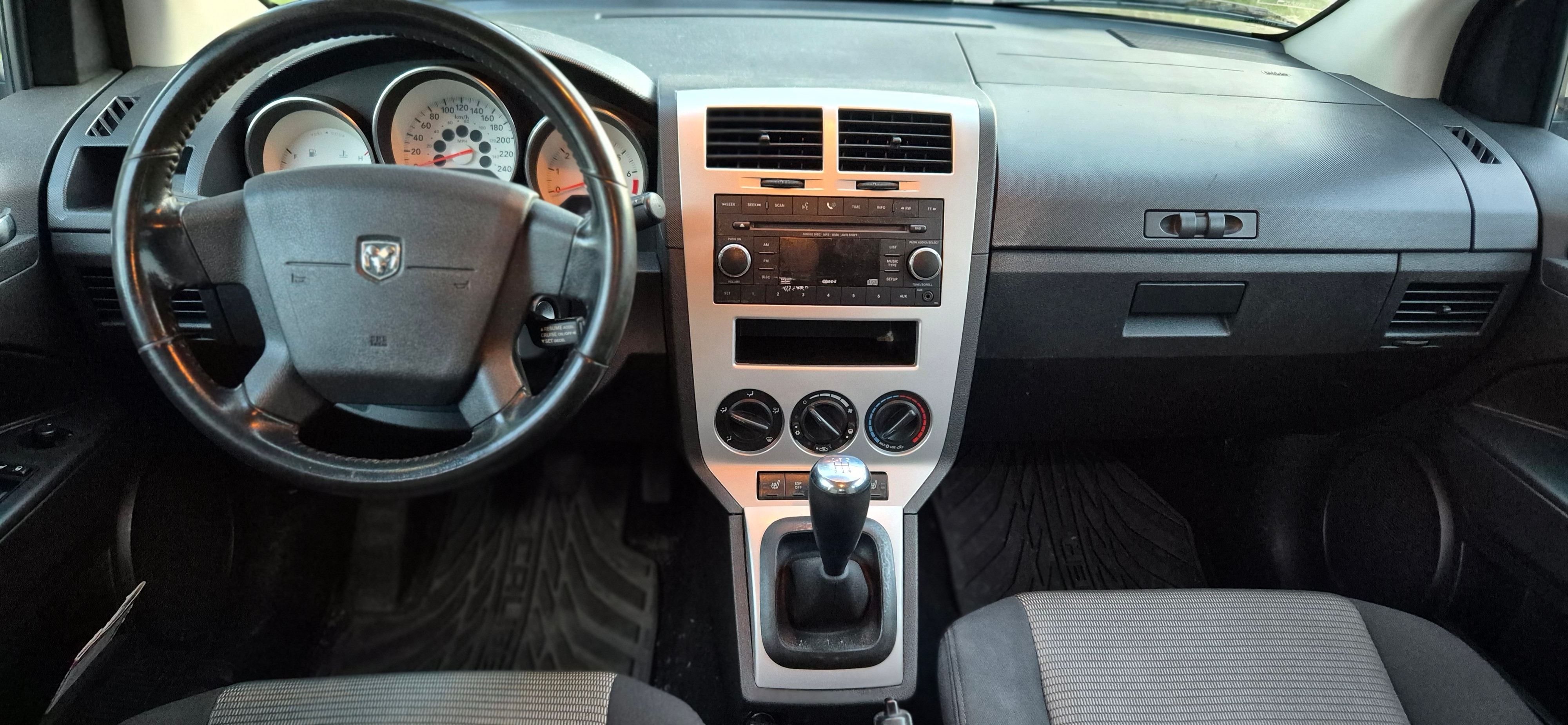 Dodge Caliber 1.8 Manuell NYBESIKTAD 2010, bild 5/10