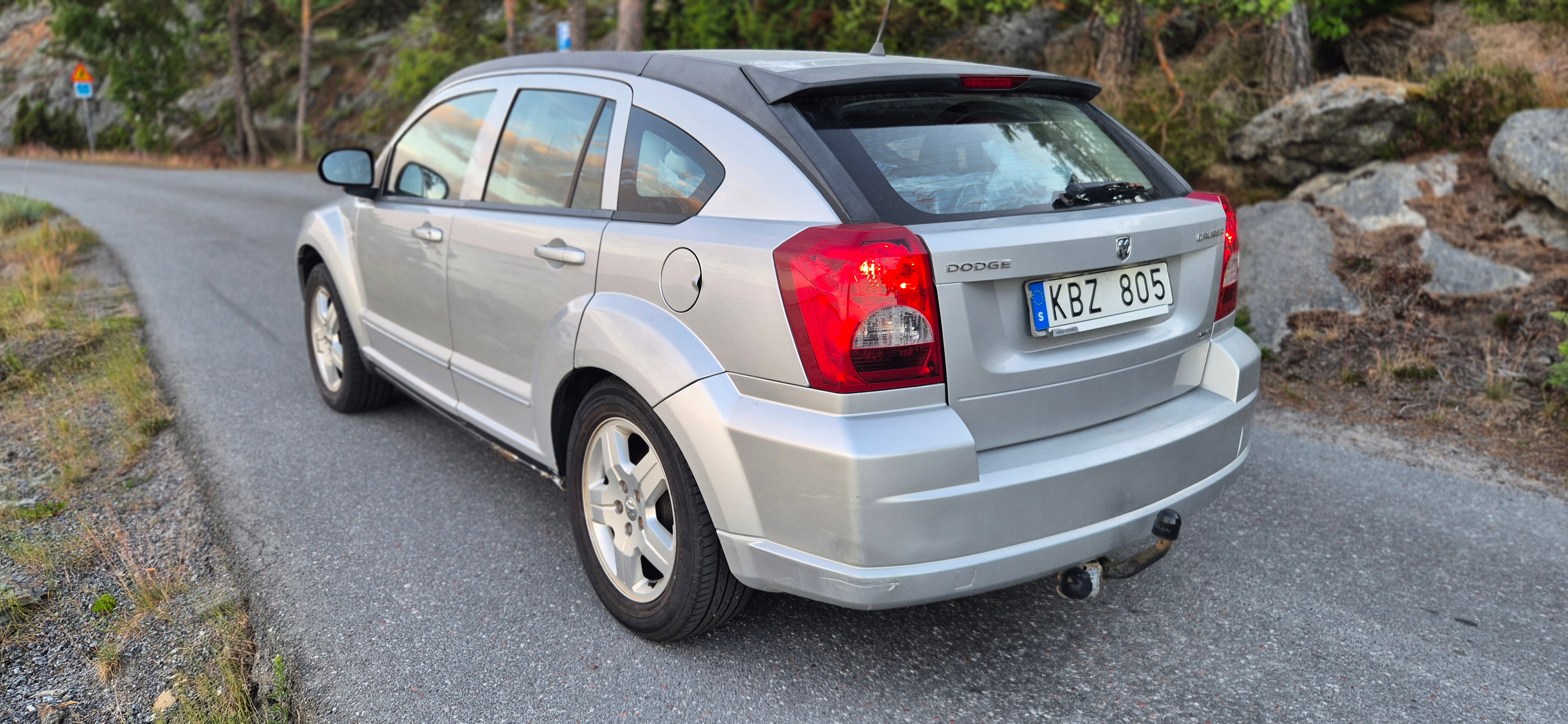Dodge Caliber 1.8 Manuell NYBESIKTAD 2010, bild 2/10
