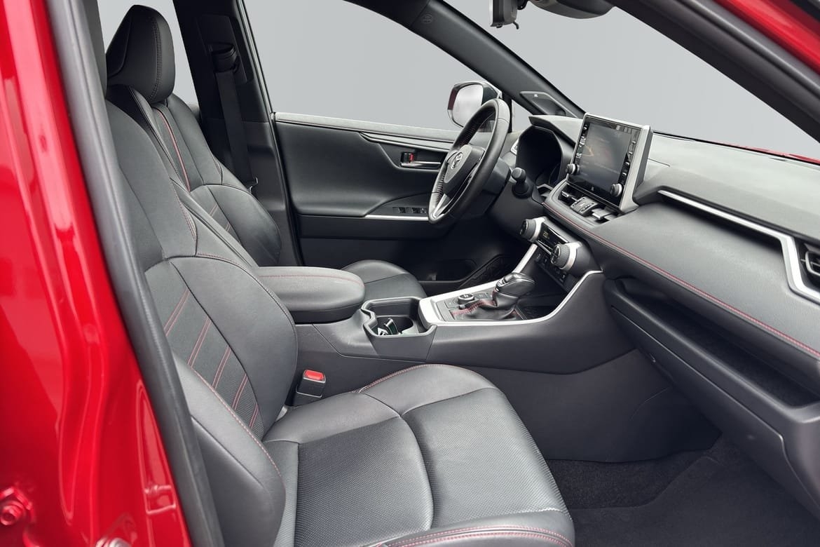 Toyota RAV4 2021, bild 7/10