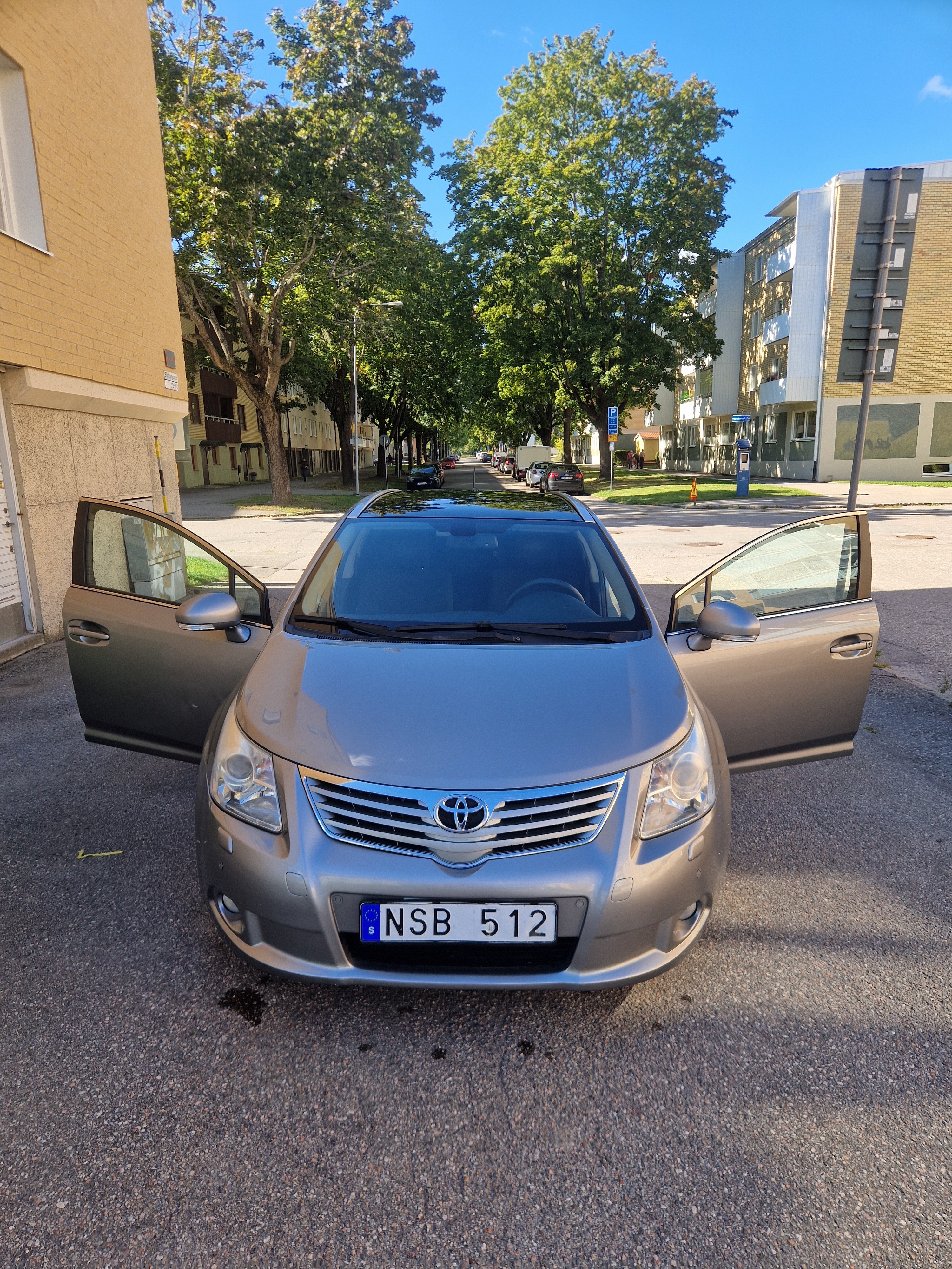 Toyota Avensis 2009, bild 5/9