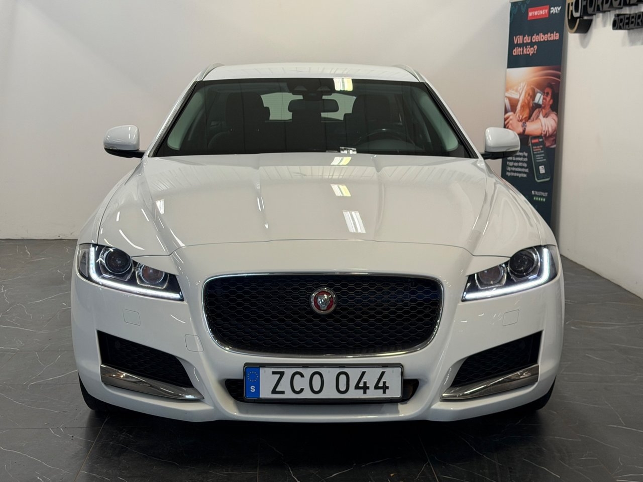 Jaguar XF 2018, bild 2/10