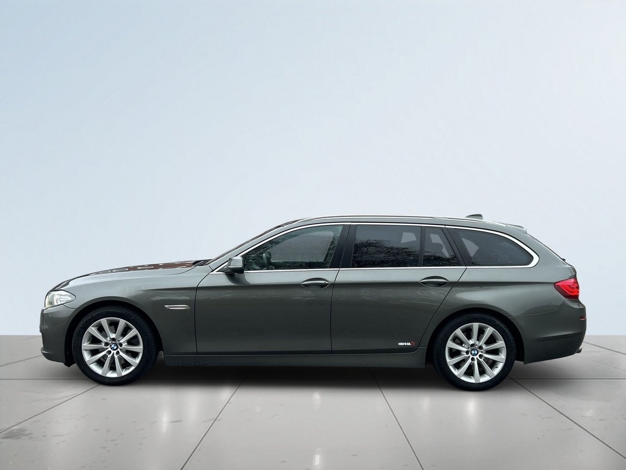 BMW 520 2015, photo 4/10