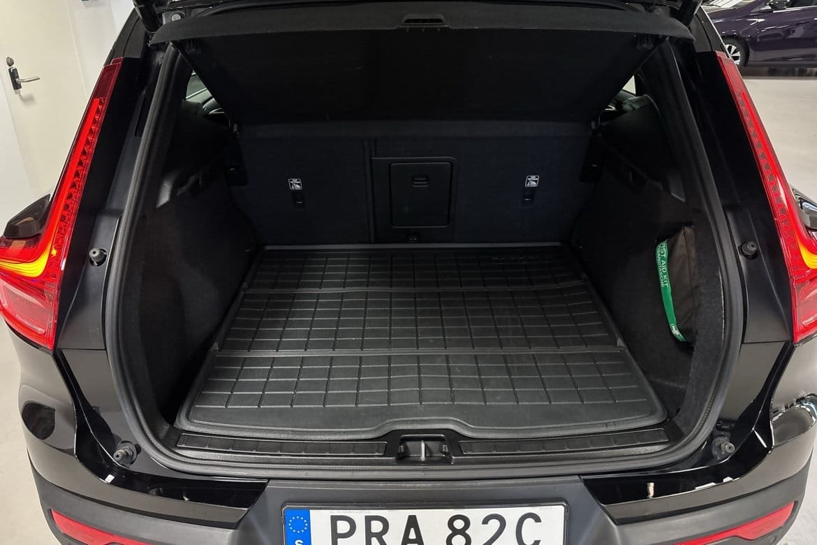 Volvo XC40 B4 FWD Bensin Plus Dark 2025, kuva 7/9
