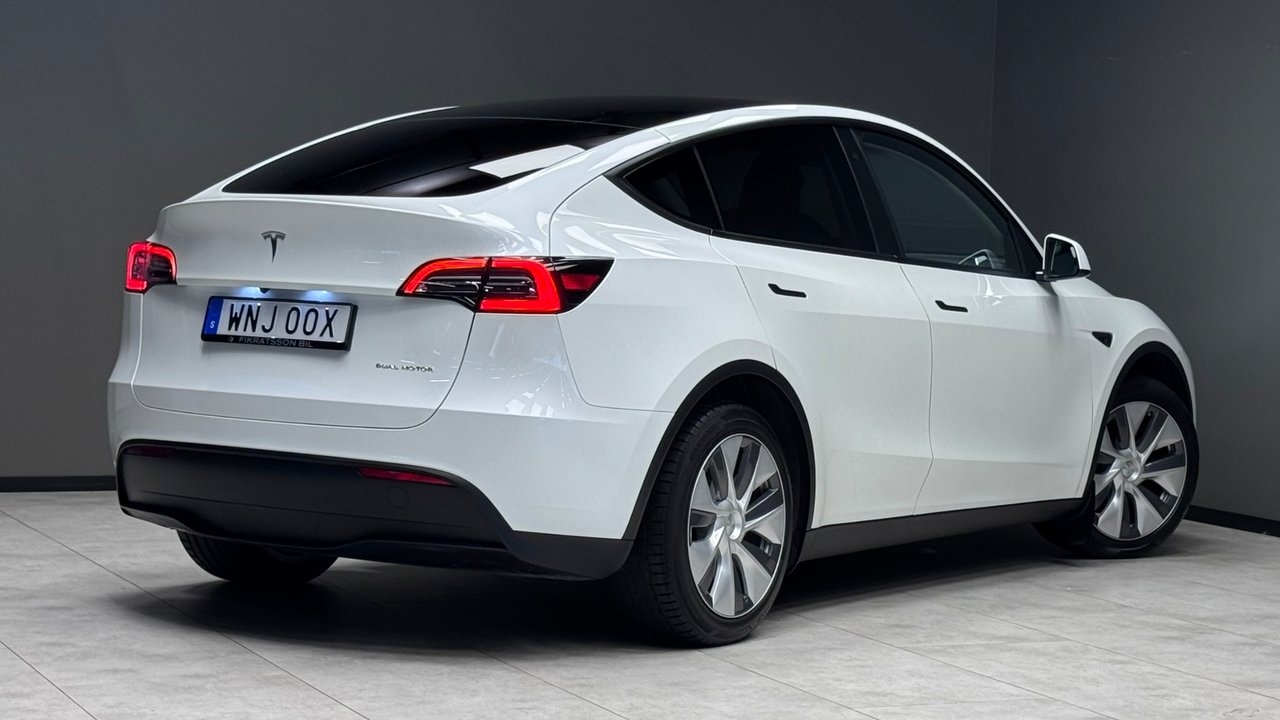 Tesla Model Y Long Range AWD / Dragkrok 2023, kuva 3/15