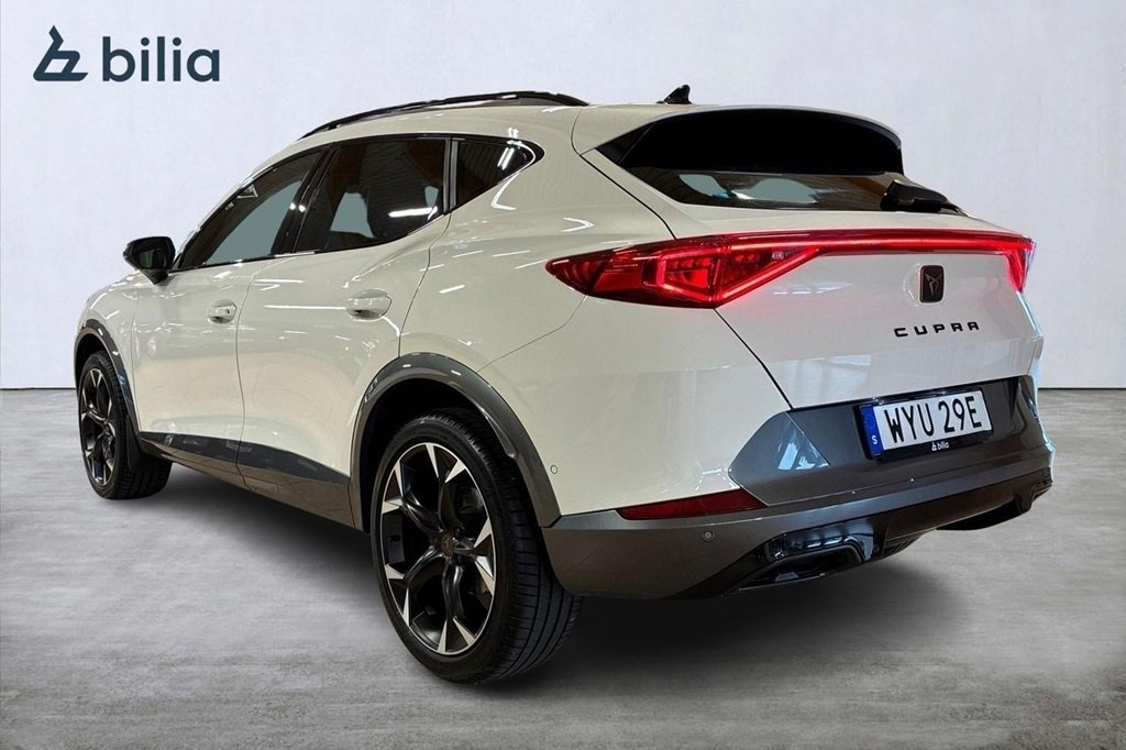 Cupra Formentor 2022, photo 2/10
