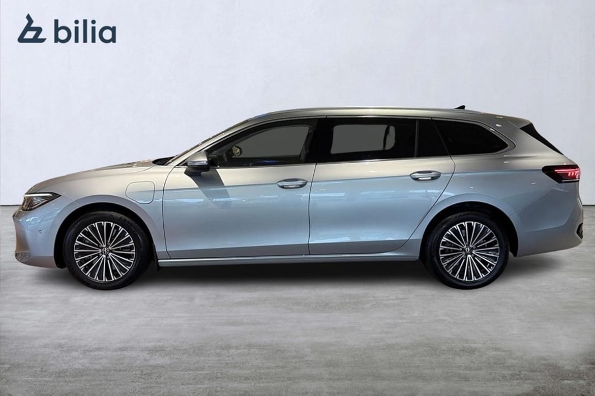 Volkswagen Passat 2025, bild 5/10