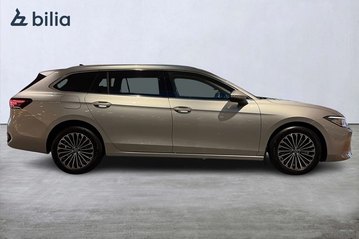Volkswagen Passat 2025, bild 4/10