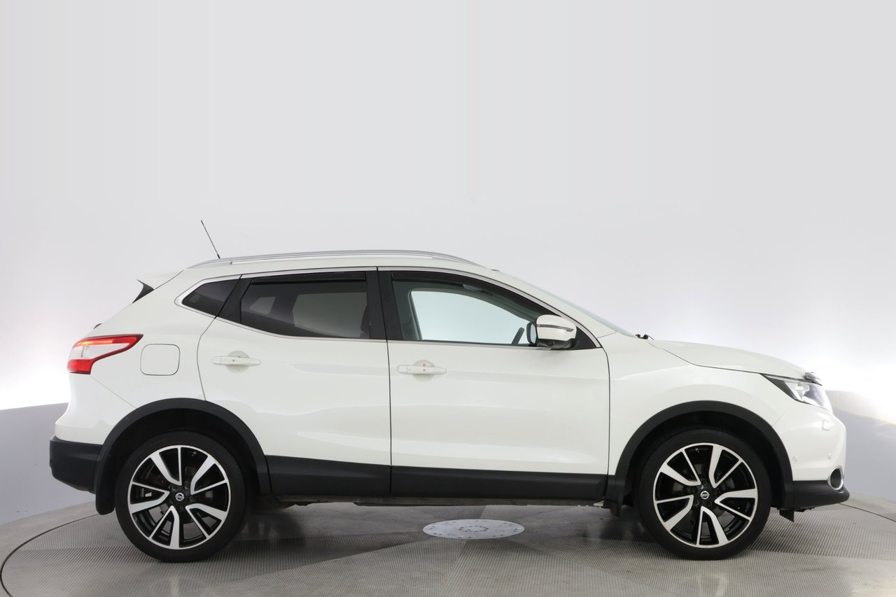 Nissan Qashqai 2016, photo 6/10