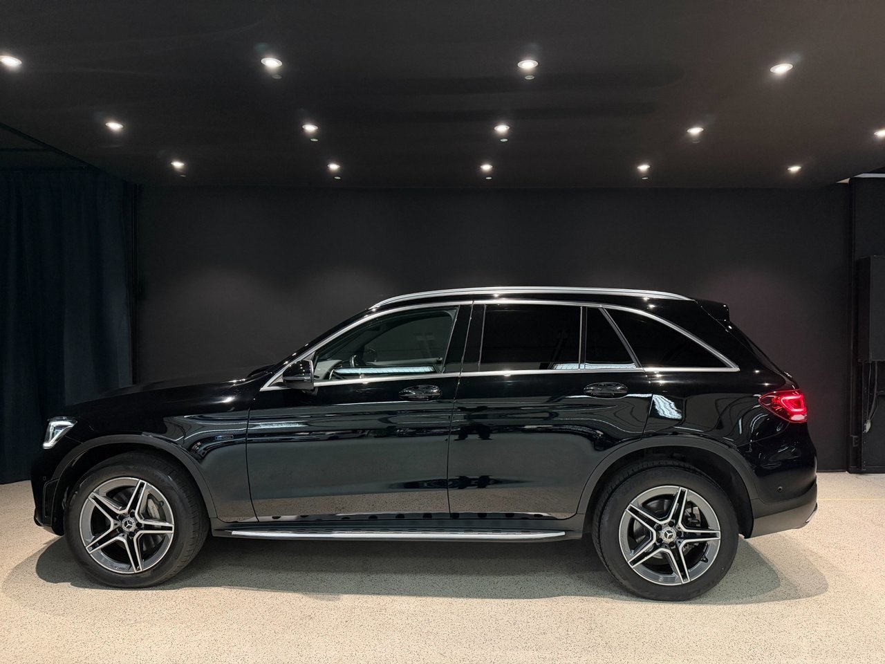 Mercedes-Benz GLC 300 de 4MATIC AMG 2021, bild 6/10