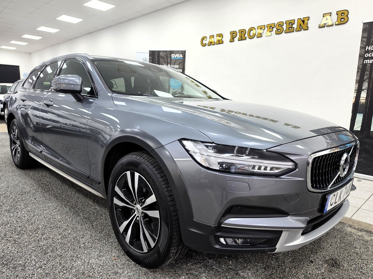 Volvo V90 Cross Country
