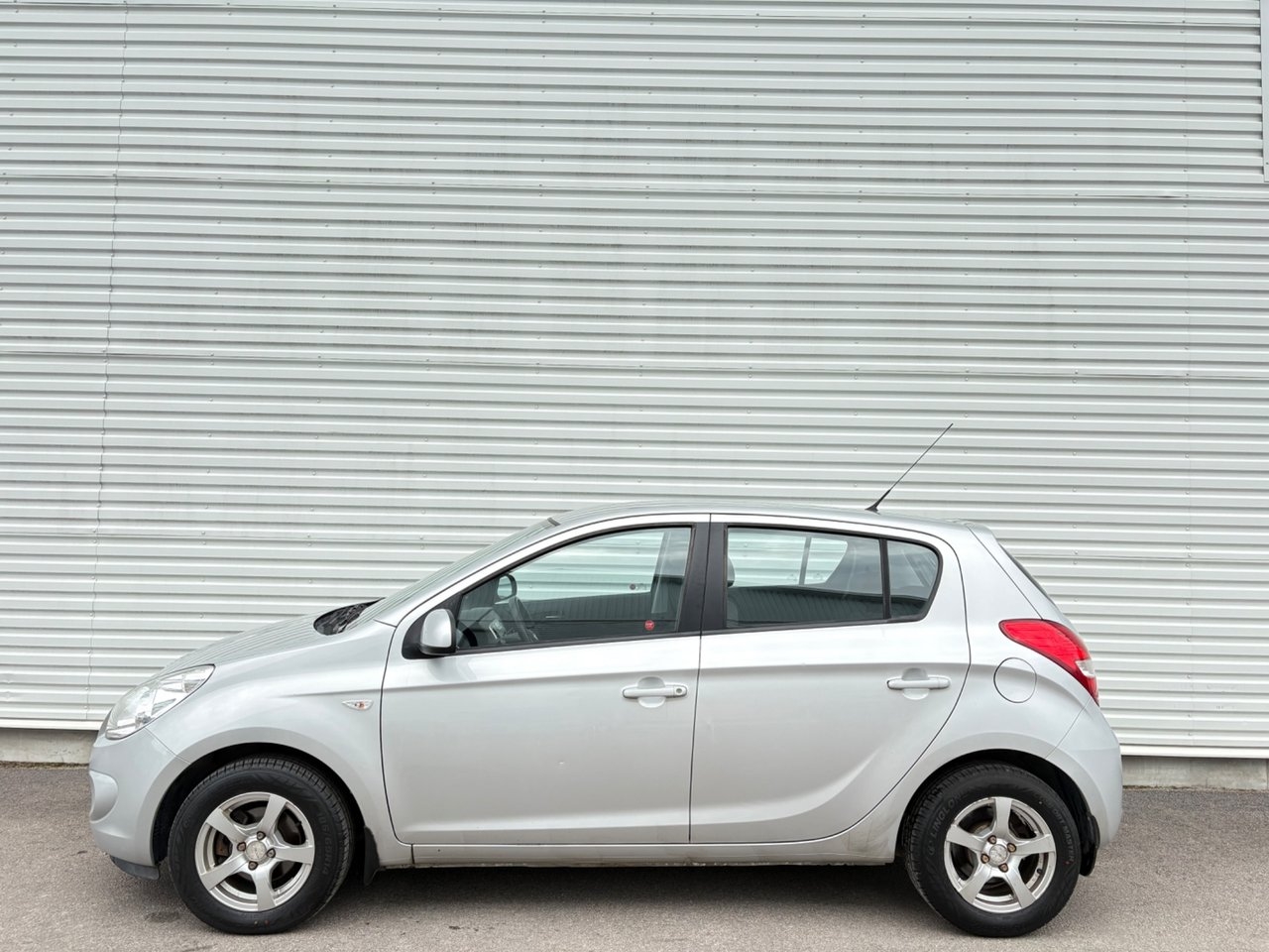 Hyundai i20 2010, bild 2/10