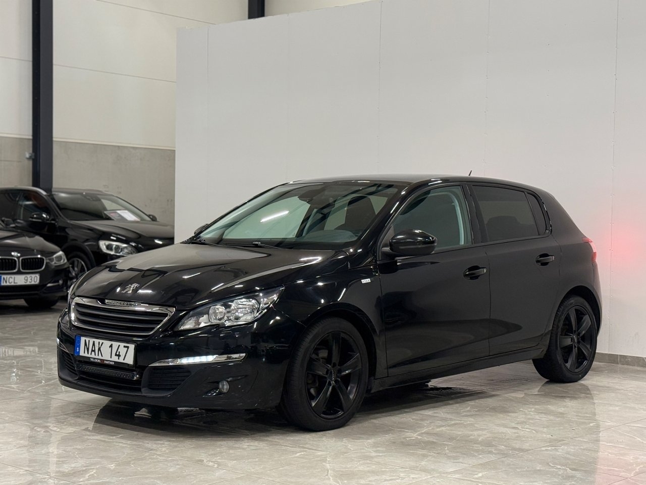 Peugeot 308 1.2 PureTech 110hk Active 2016, bild 4/10