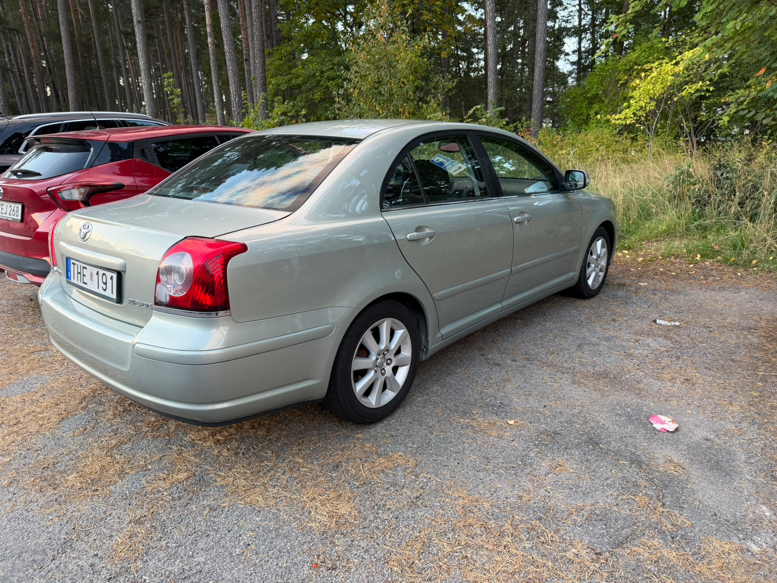 Toyota Avensis Sedan 1.8 VVT-i Manuell 2007, bild 3/6