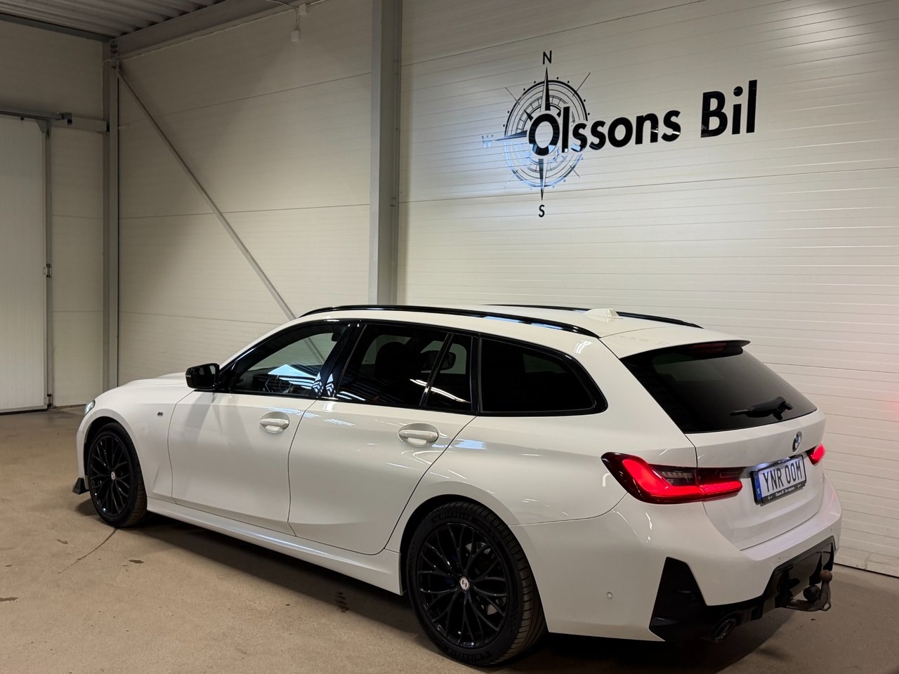 BMW 320 2023, bild 4/10