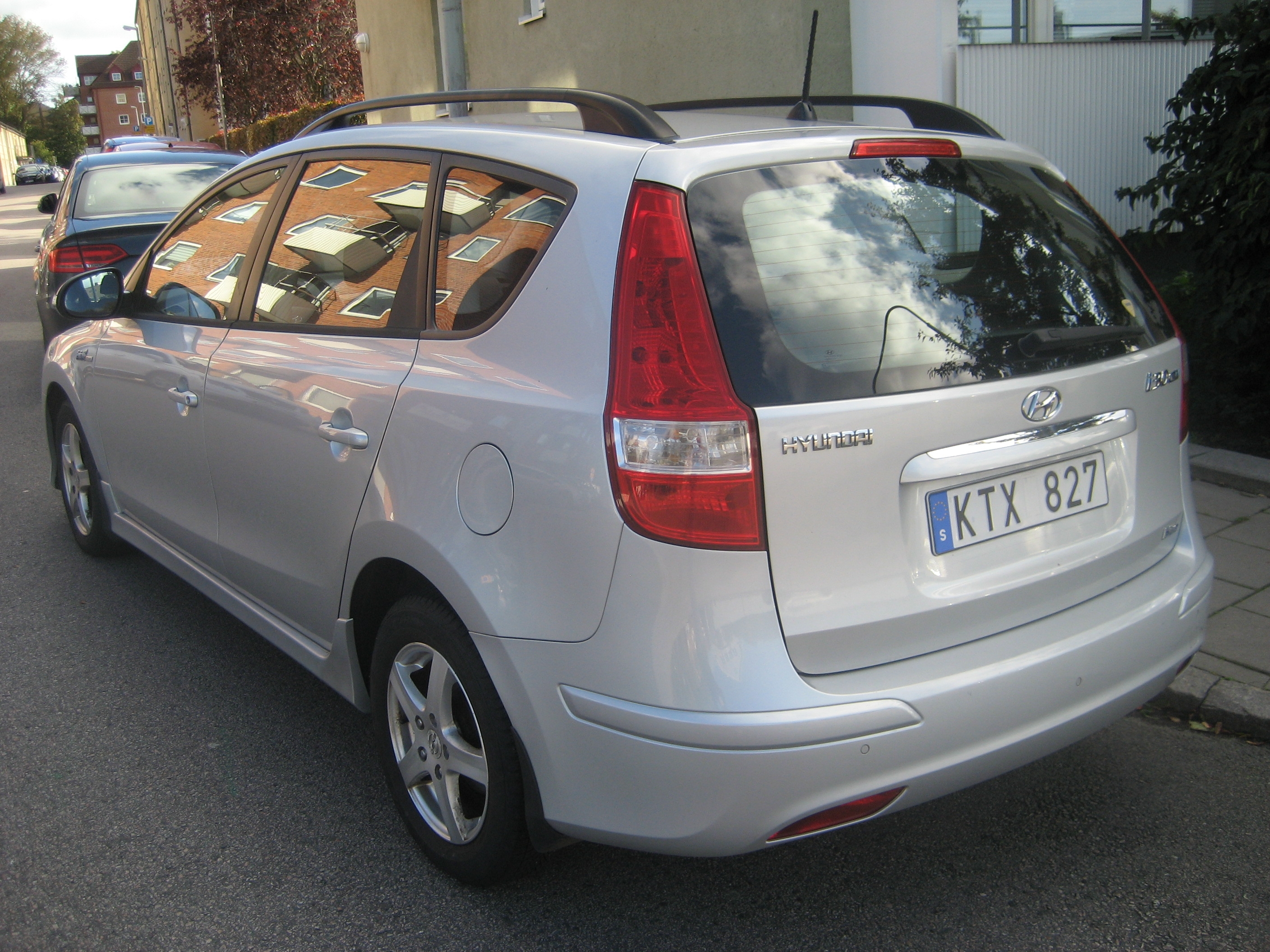 Hyundai i30 cw 1.6 CRDi Manuell 2011, bild 5/10