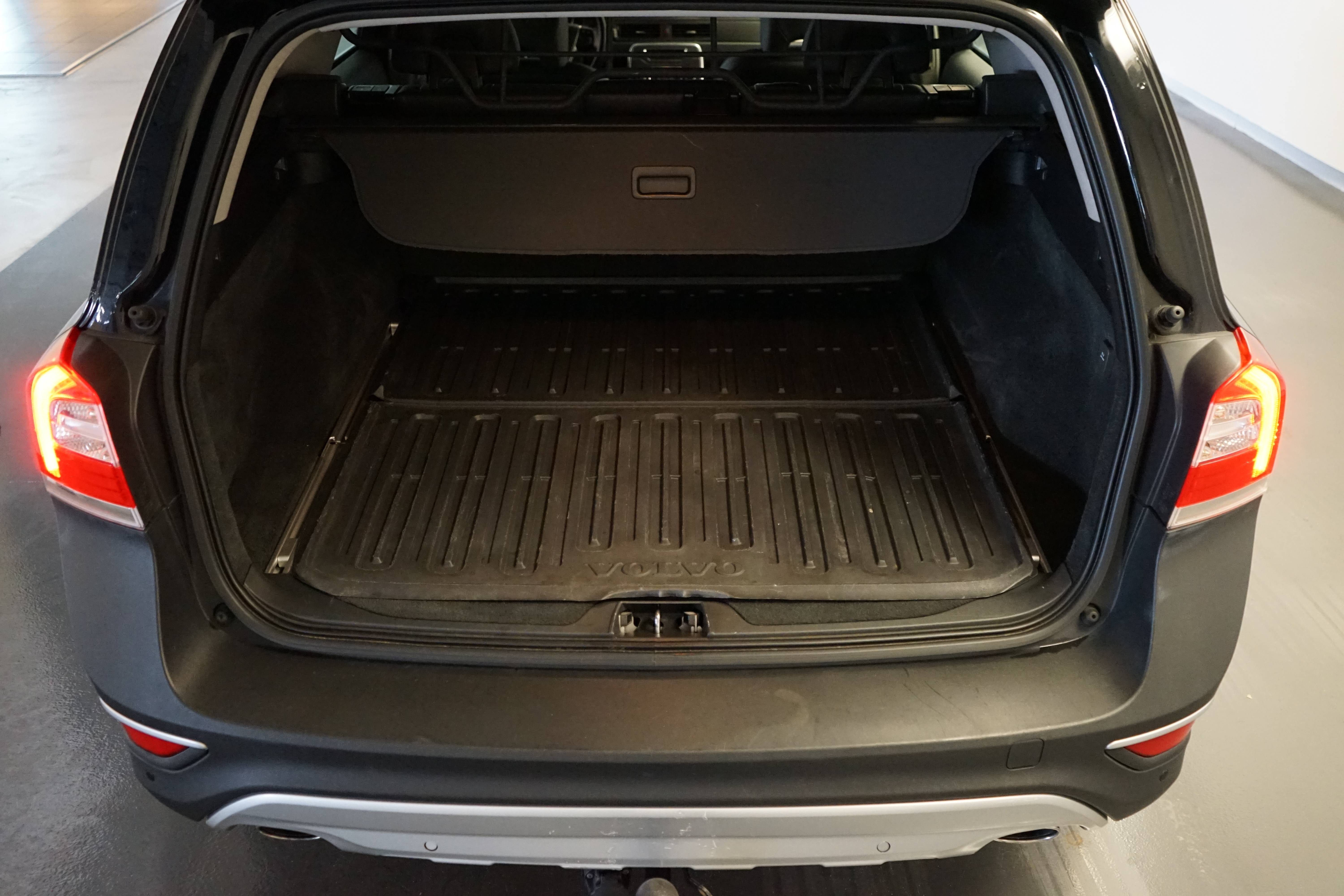 Volvo XC70 D5 AWD Manuell 2015, bild 3/9
