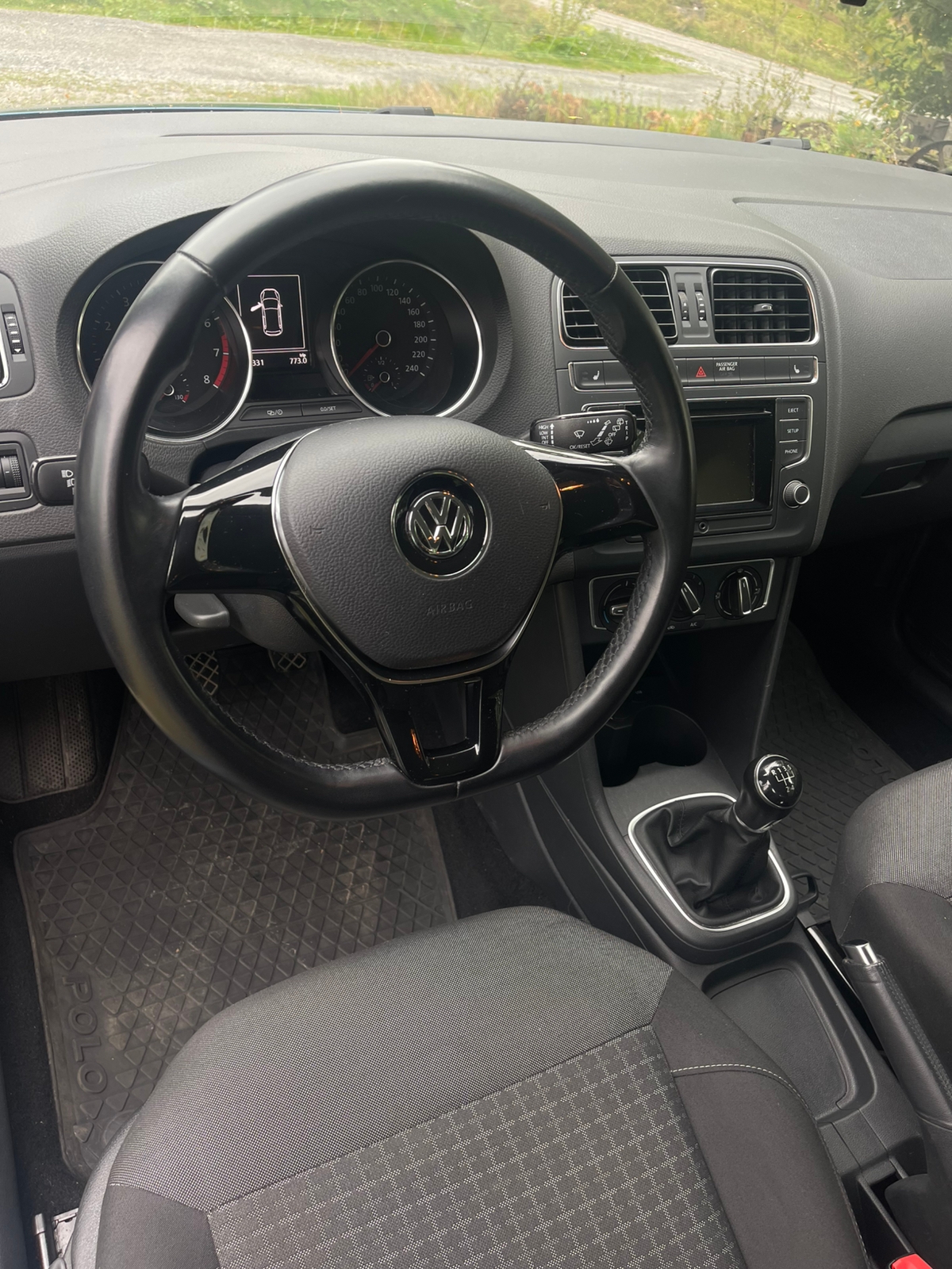 Volkswagen Polo 2017, bild 4/7