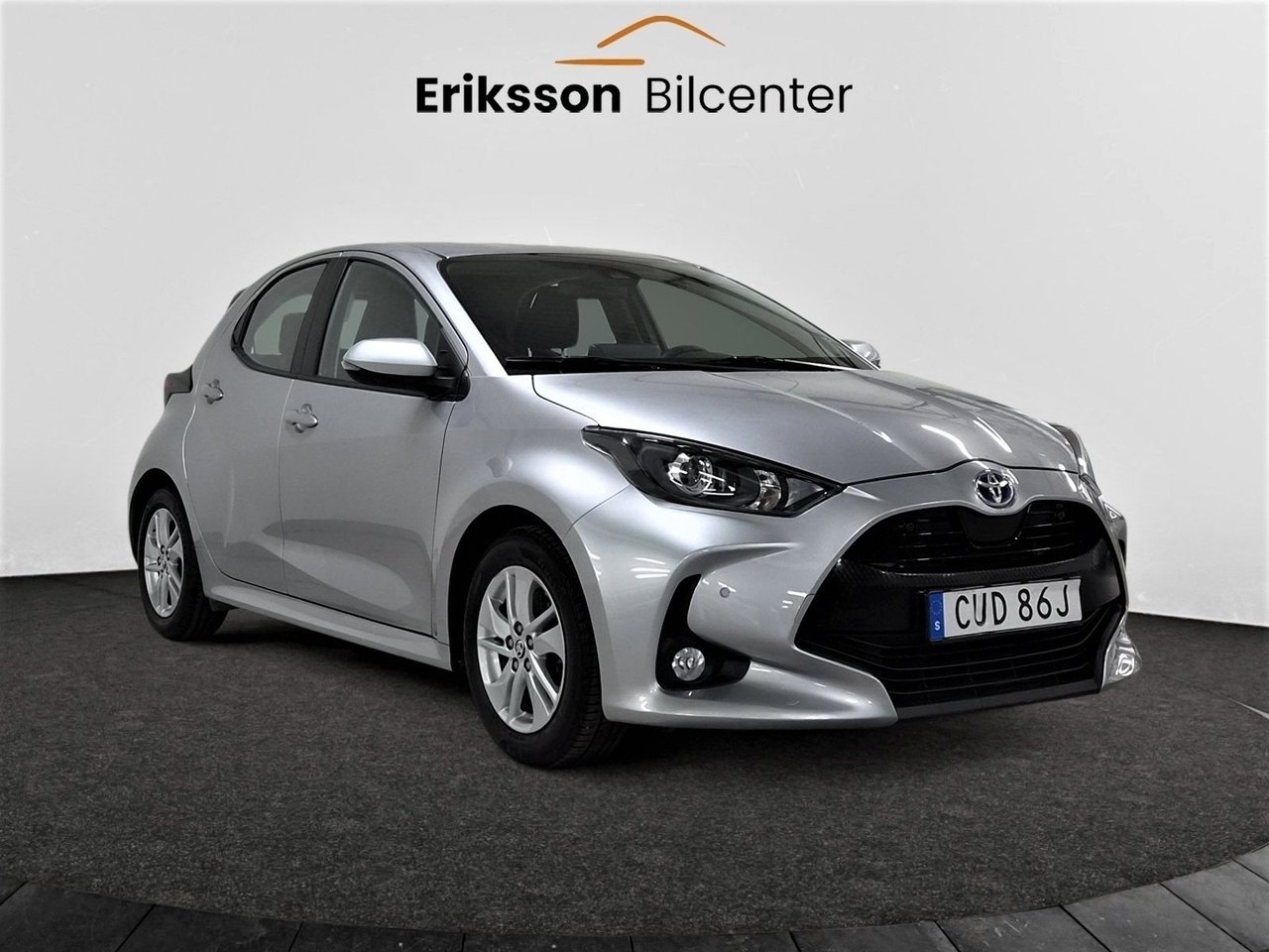Toyota Yaris 2023, bild 2/10