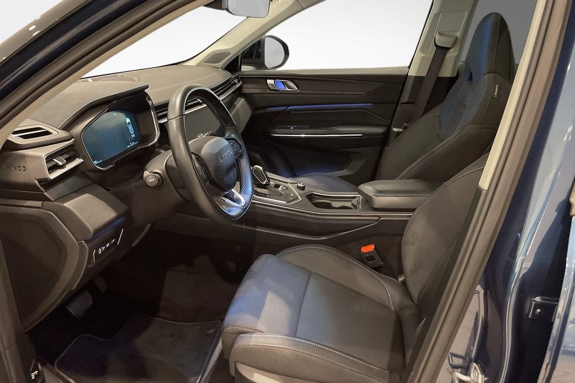 Lynk & Co 01 PHEV 2021, kuva 6/11