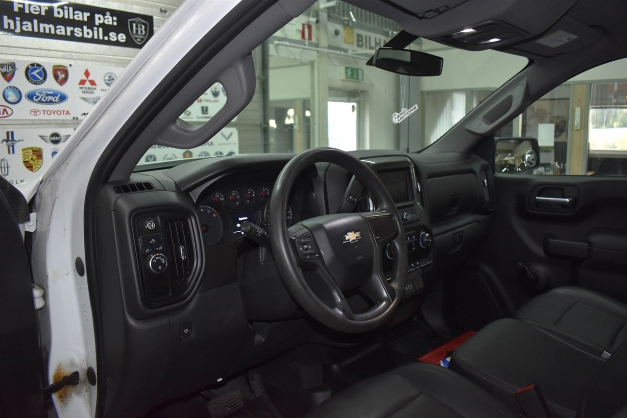 Chevrolet Silverado 2021, photo 4/10