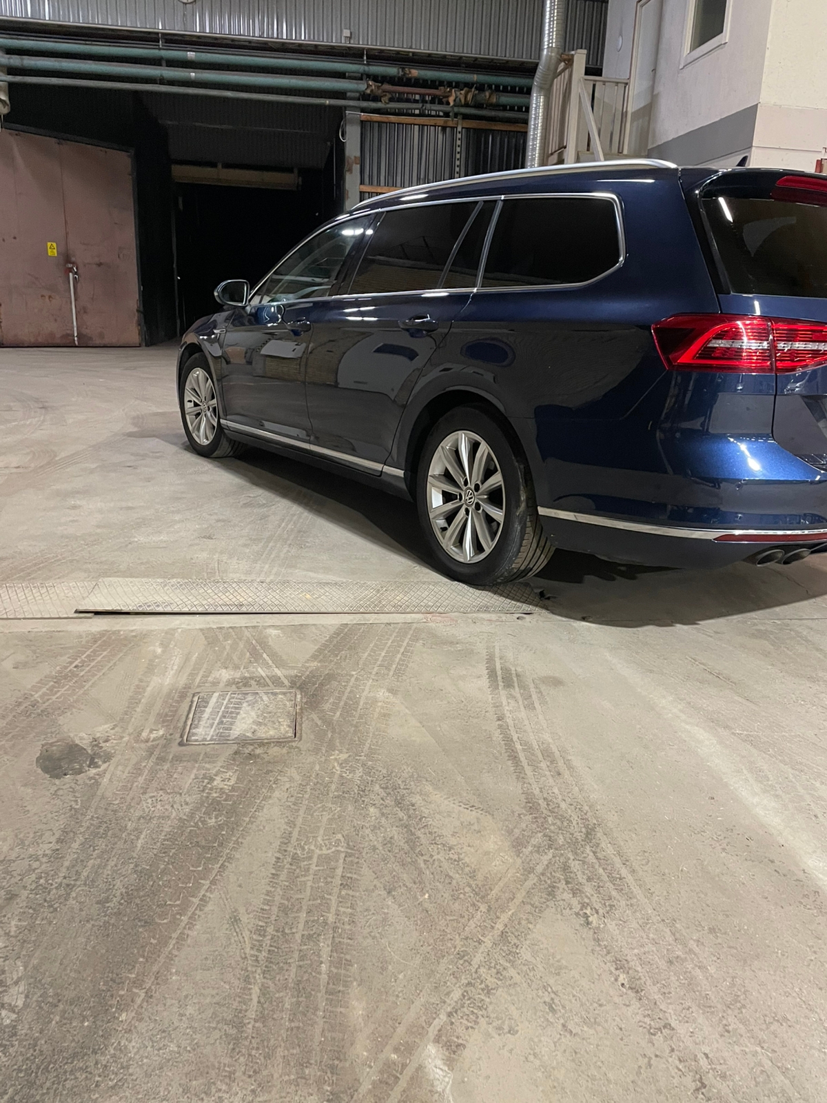 Volkswagen Passat 2016, bild 8/8