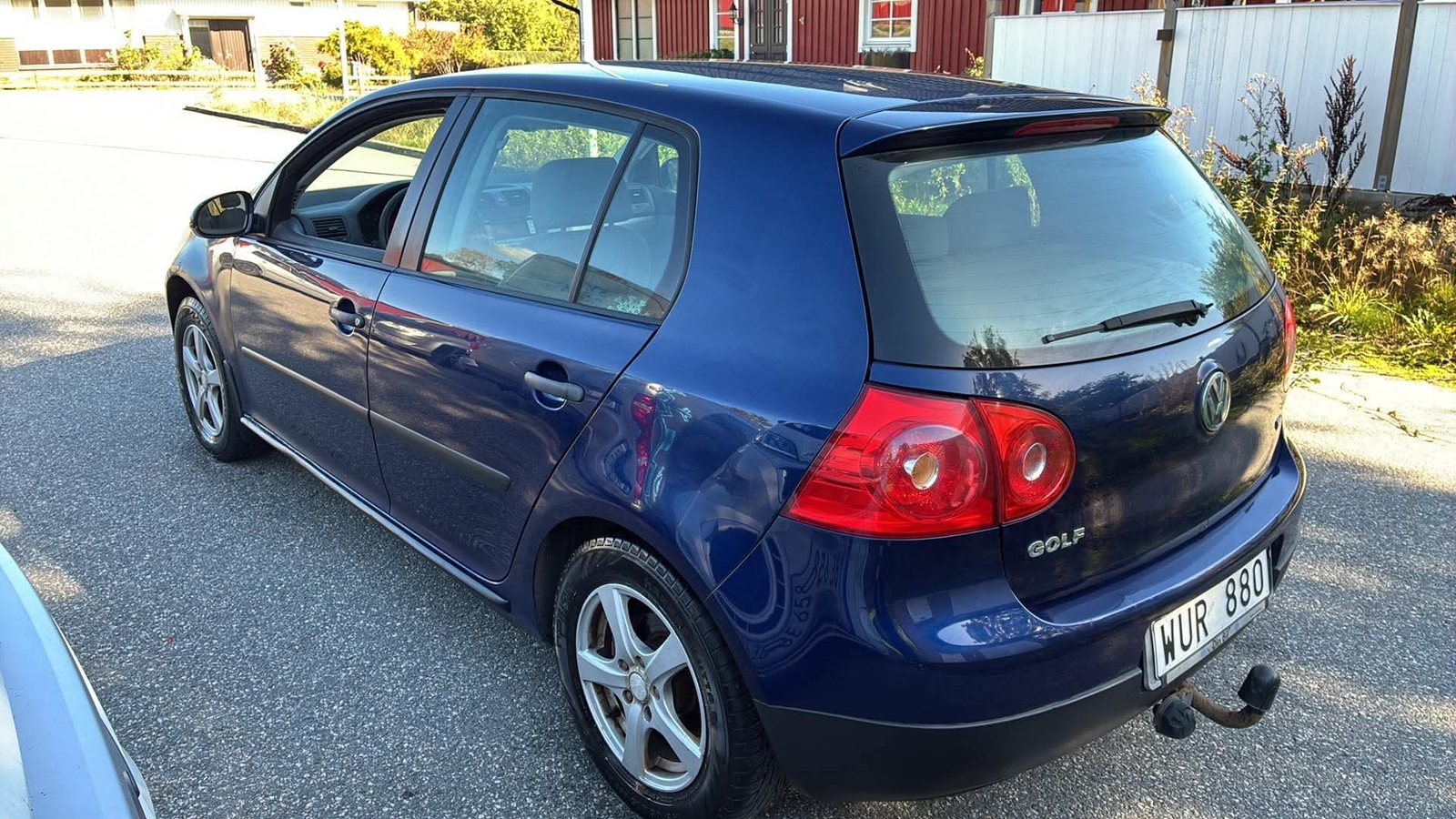Volkswagen Golf V 5-dörrar 1.6 Manuell 2005, bild 2/6