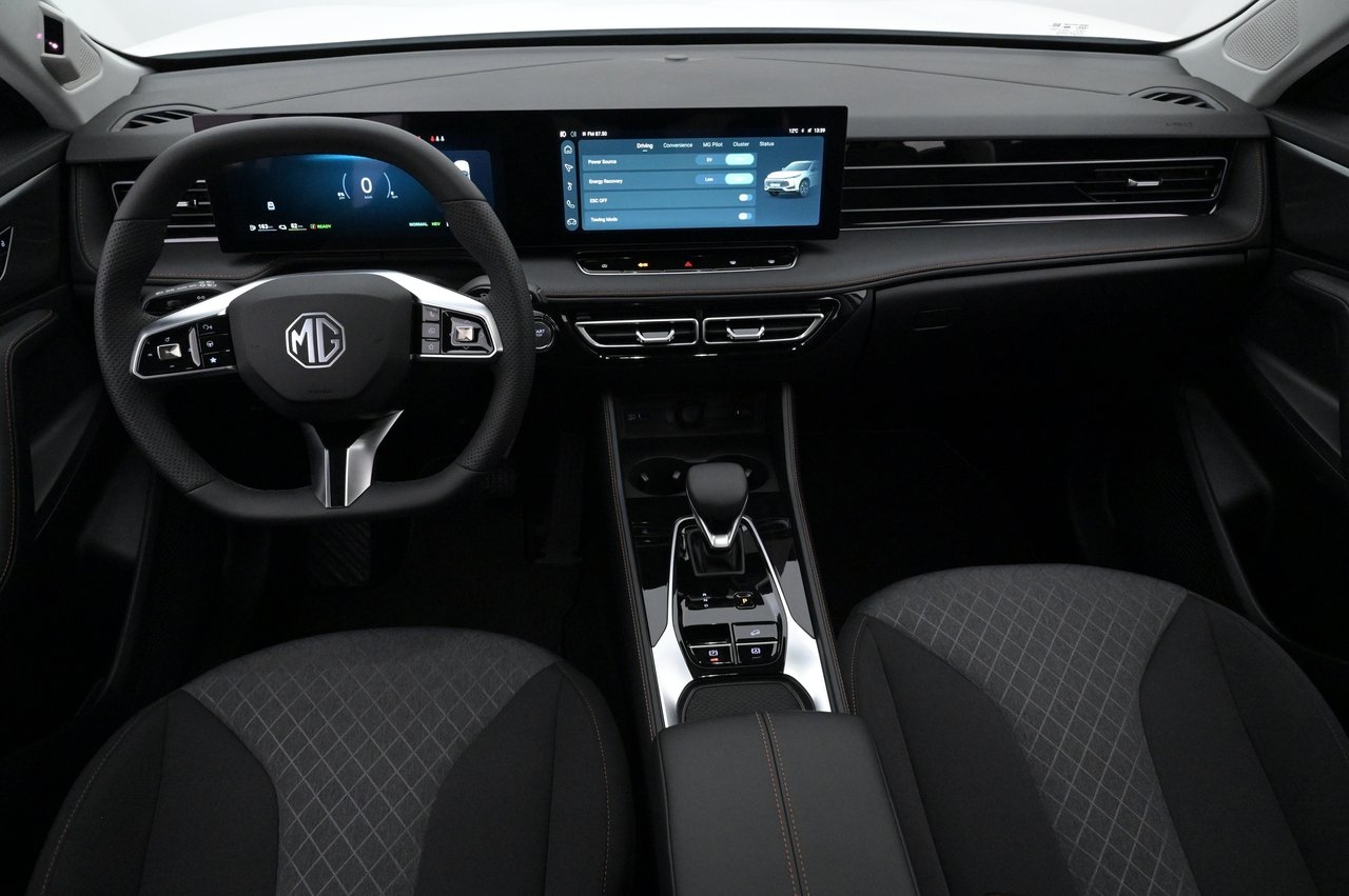 MG HS PHEV Comfort 2025, kuva 6/10