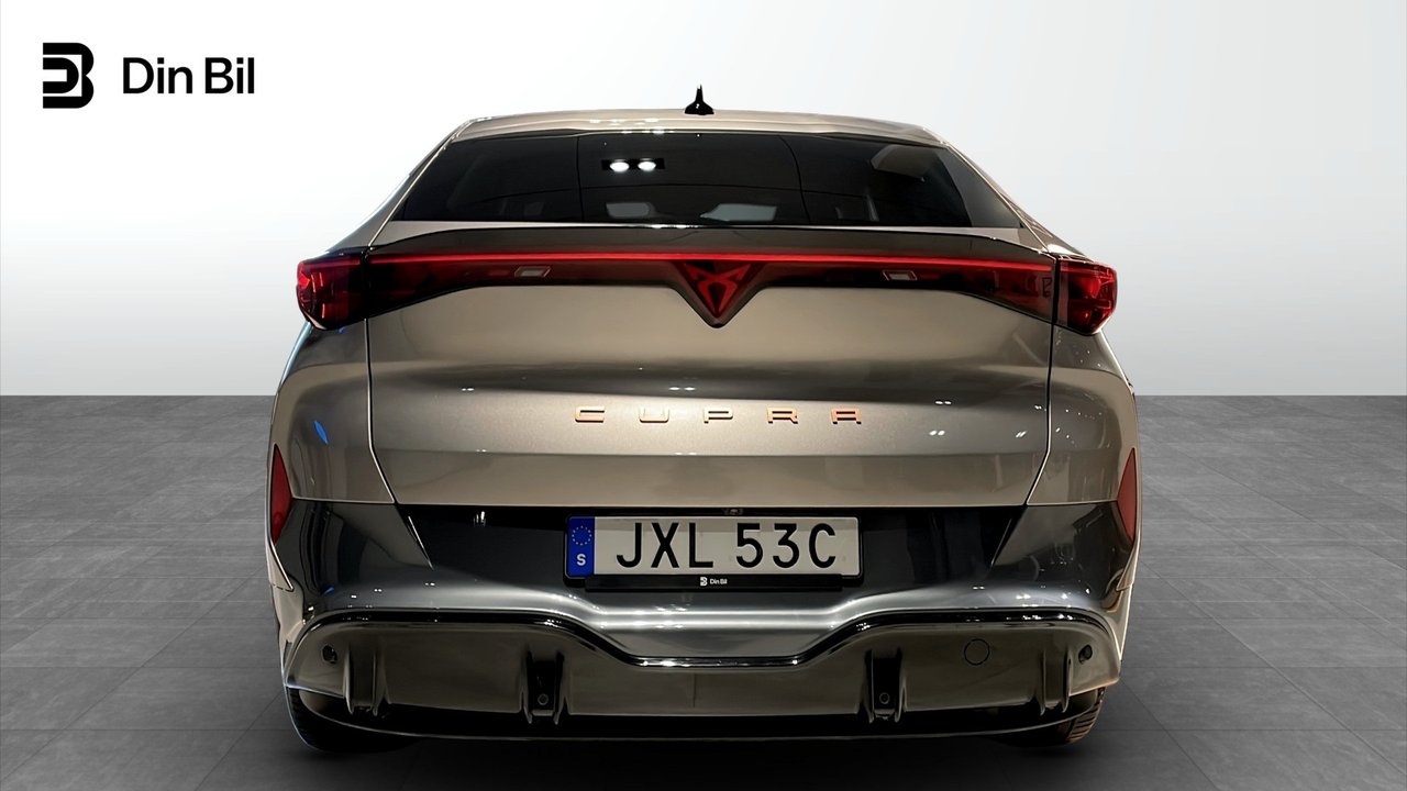 Cupra Tavascan 2024, photo 5/10