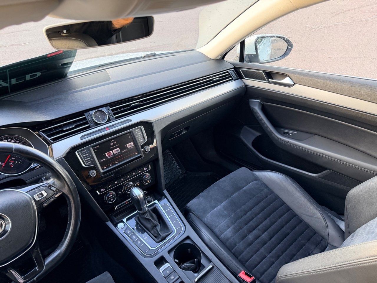 Volkswagen Passat 2015, bild 7/10