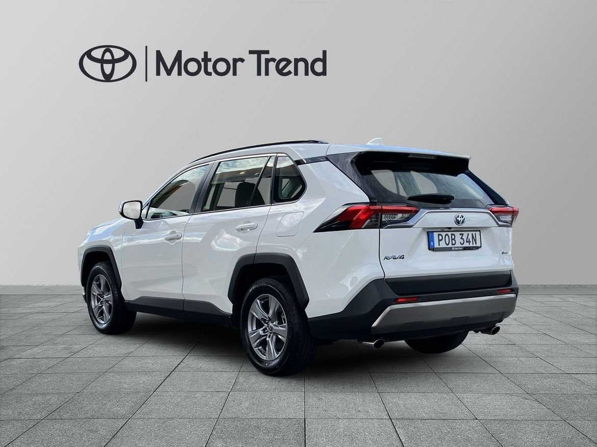 Toyota RAV4 2025, photo 4/10