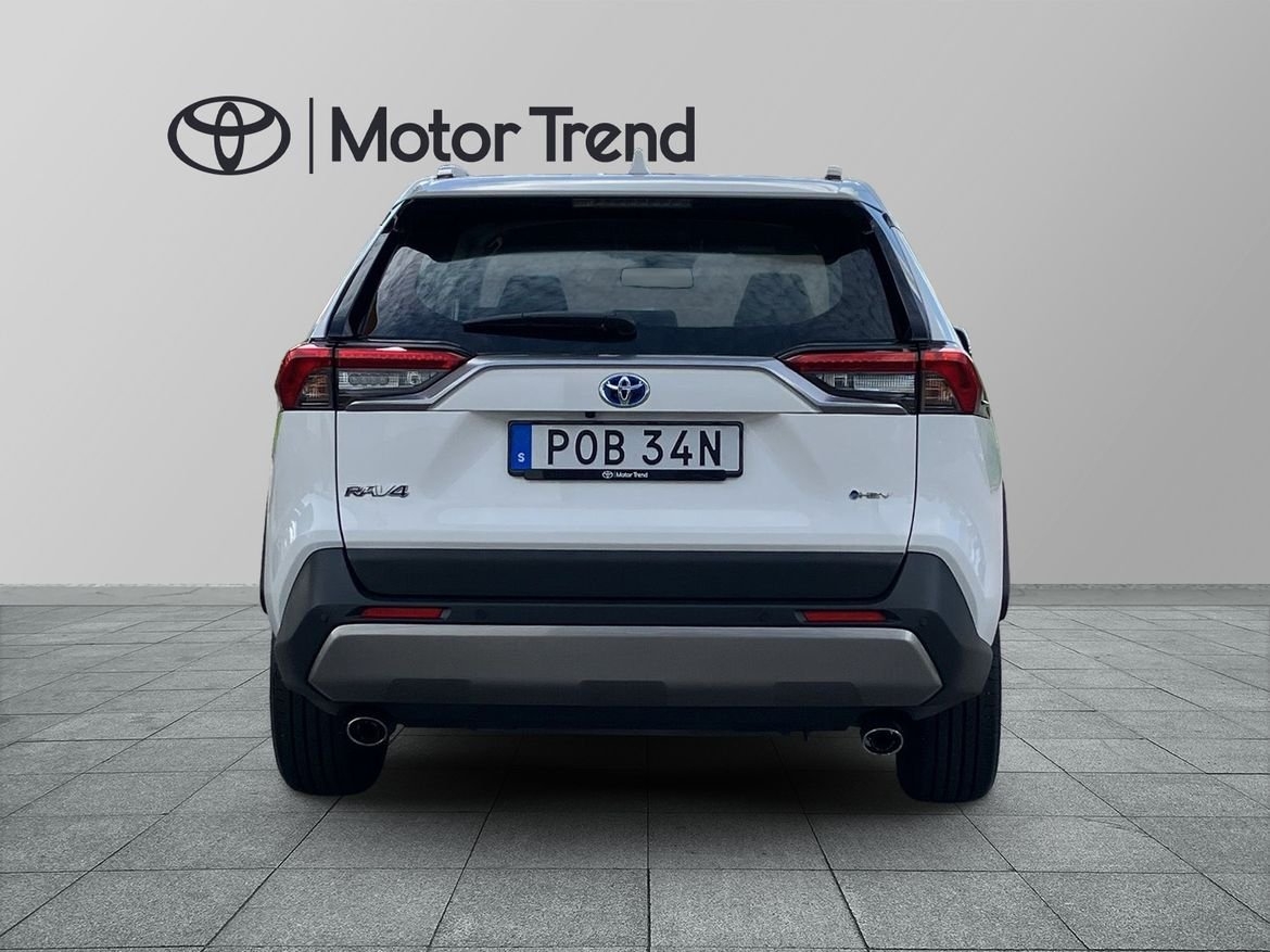 Toyota RAV4 2025, photo 6/10