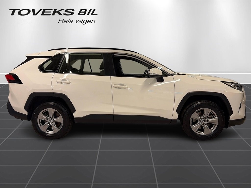 Toyota RAV4 Hybrid AWD-i E-CVT 222 Hk 2024, kuva 2/10