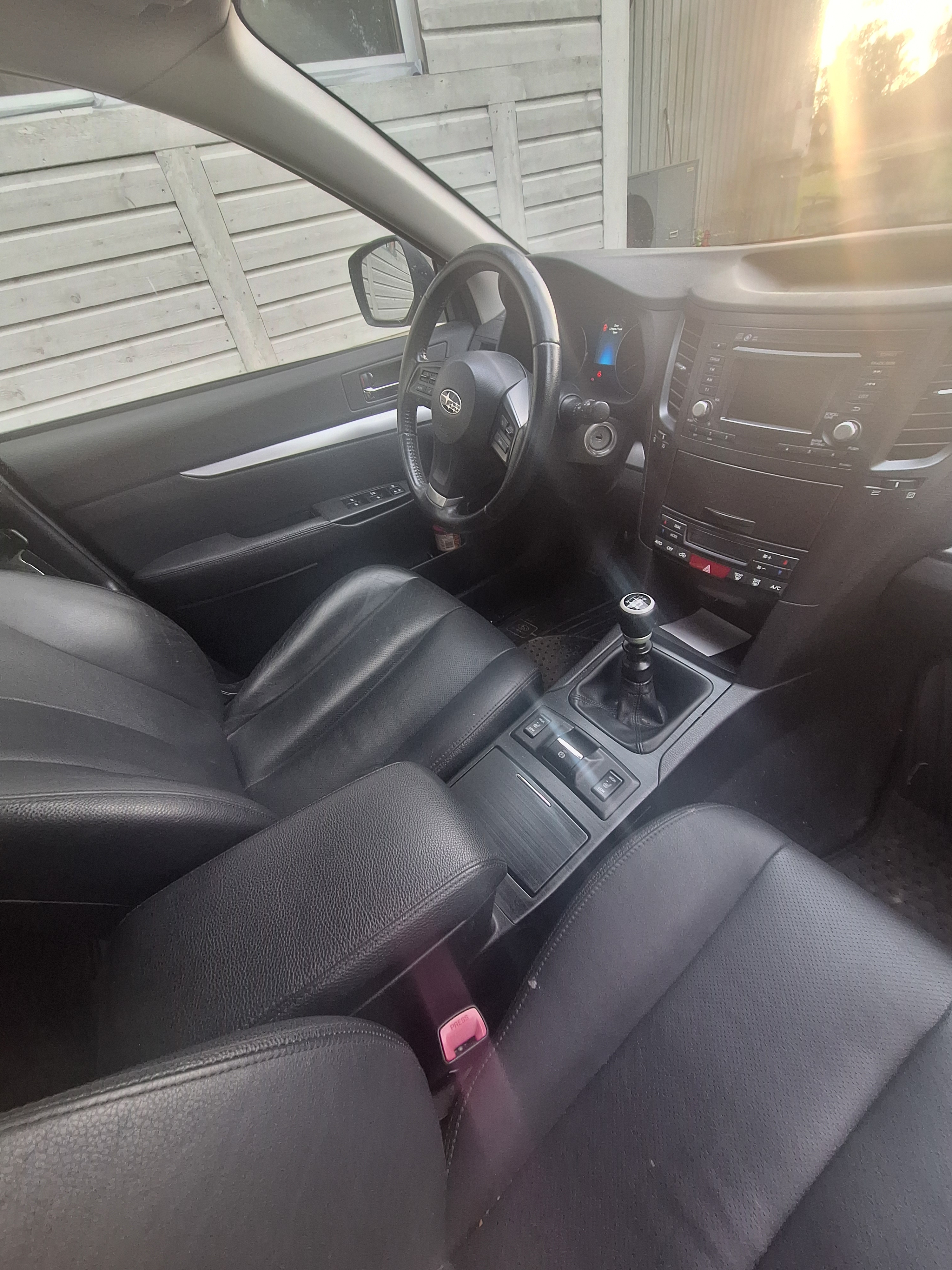 Subaru Legacy Wagon 2.0 4WD Manuell 2014, photo 5/10
