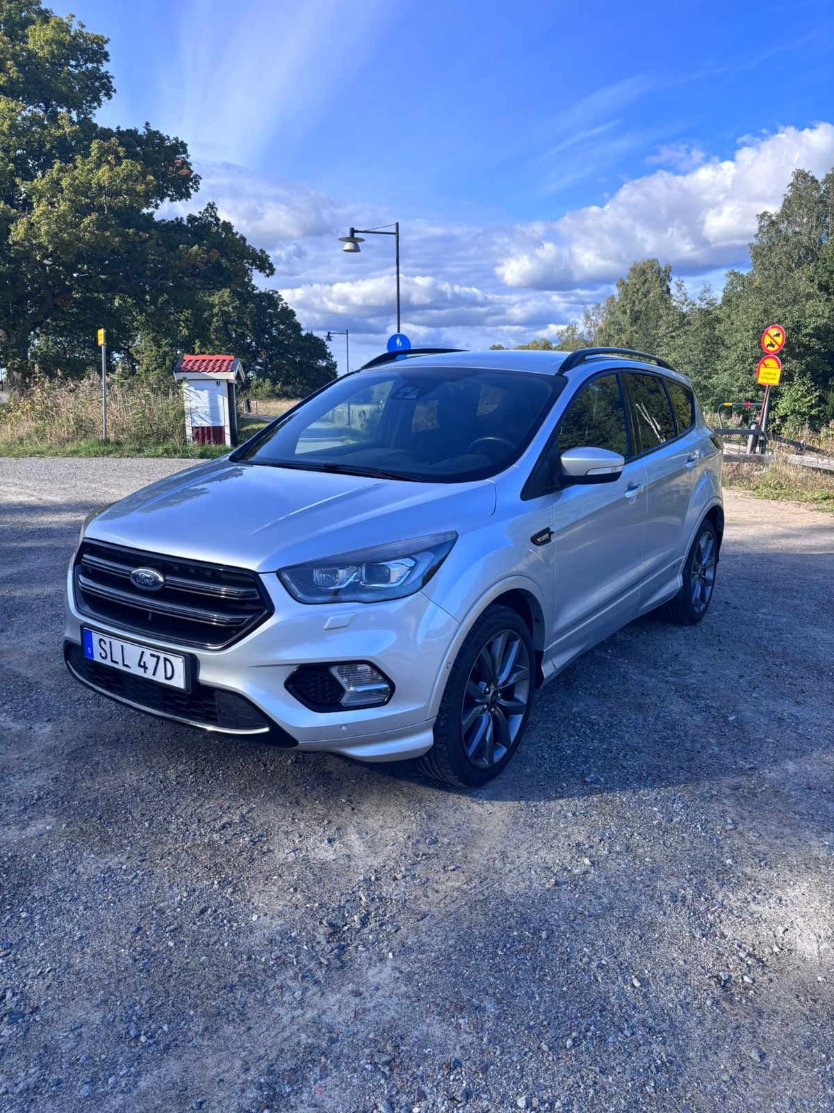 Ford Kuga 2.0 TDCi AWD SelectShift 2019, bild 2/10