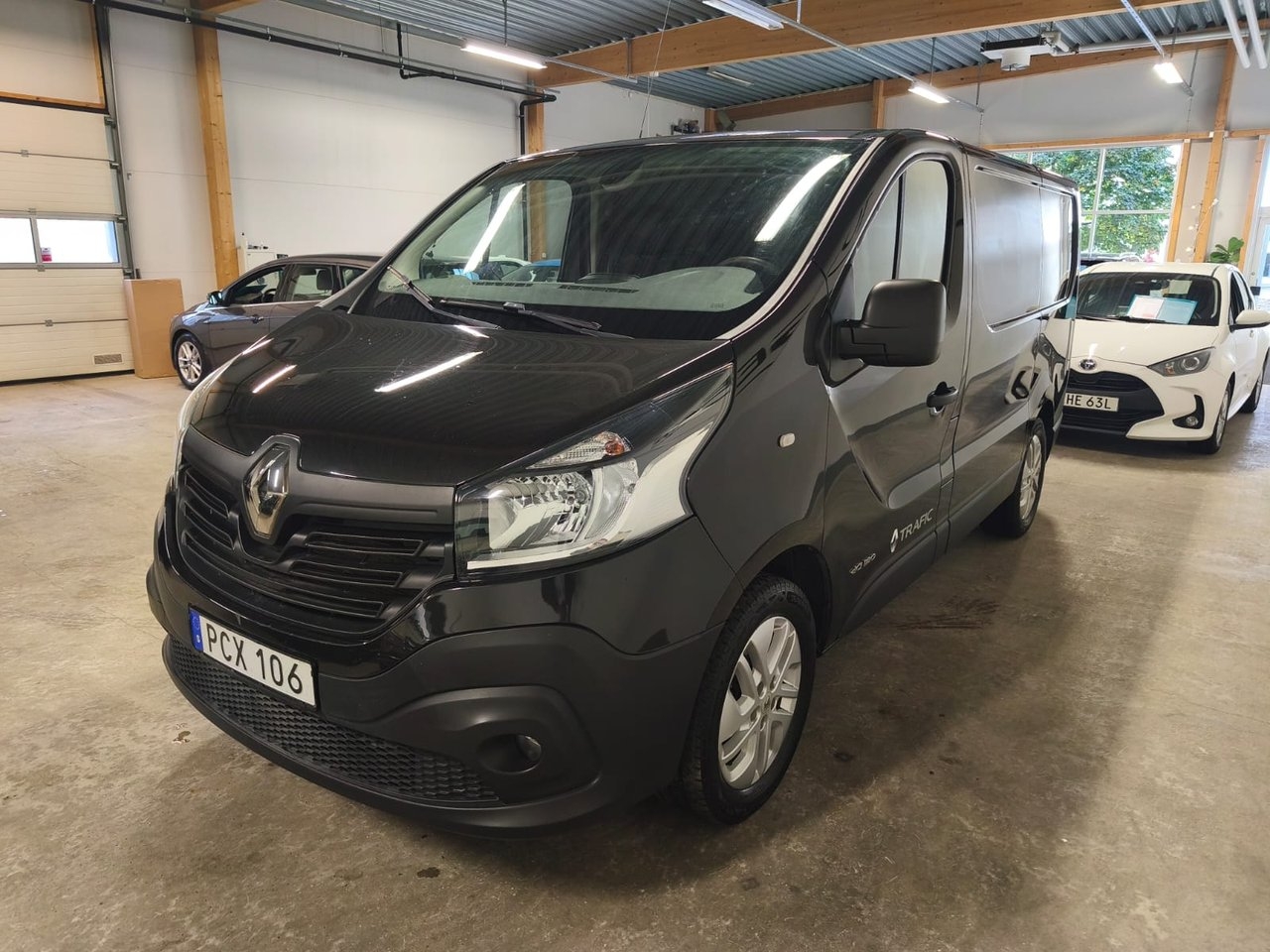 Renault Trafic 2017, bild 2/10