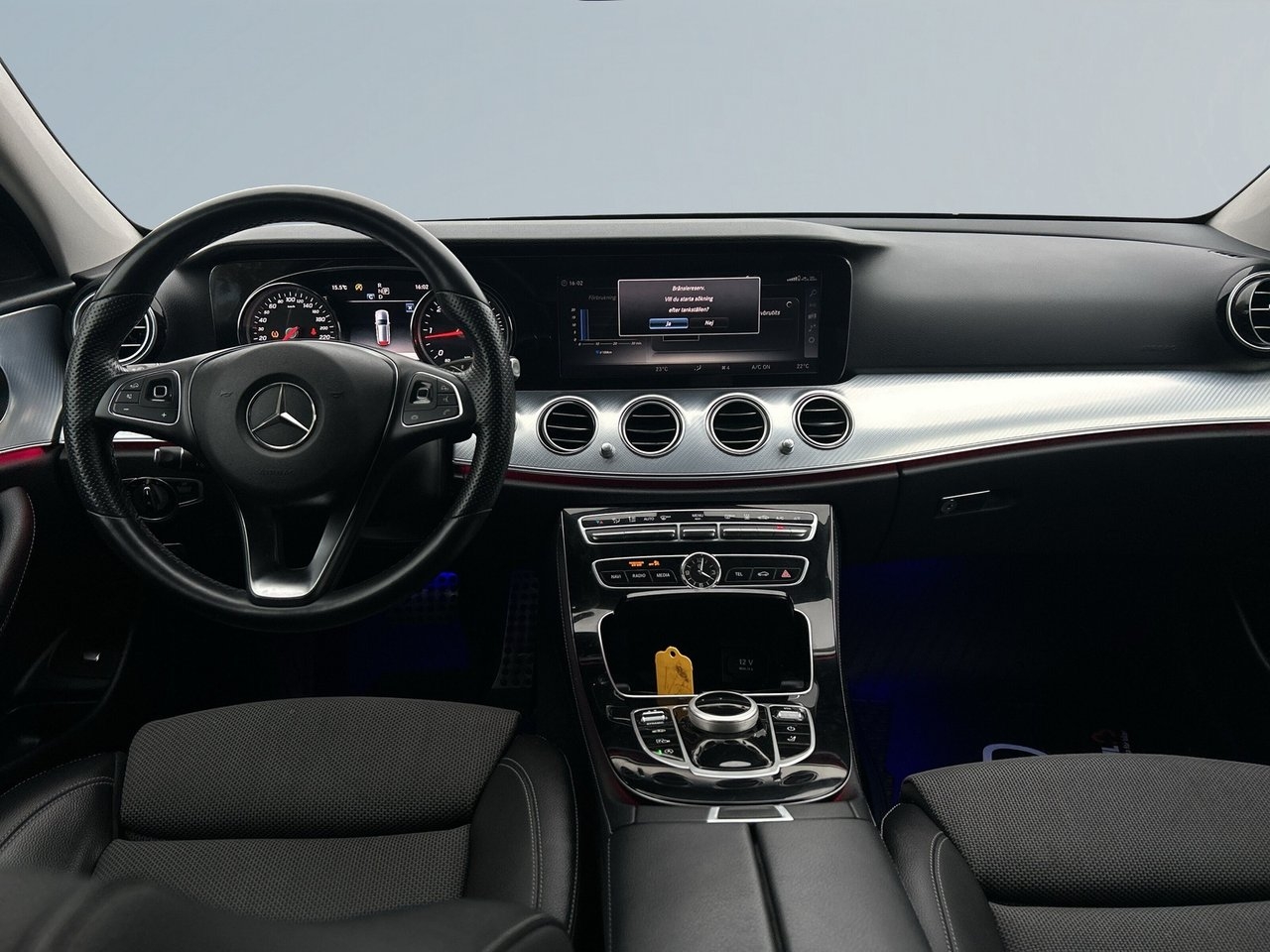 Mercedes-Benz E 2018, bild 7/10