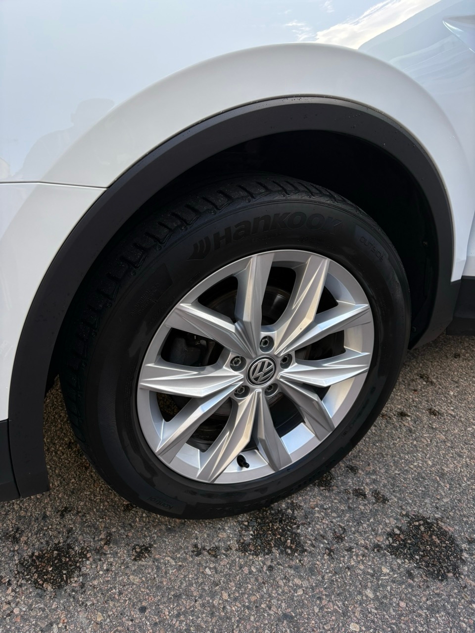 Volkswagen Tiguan 2018, bild 4/10
