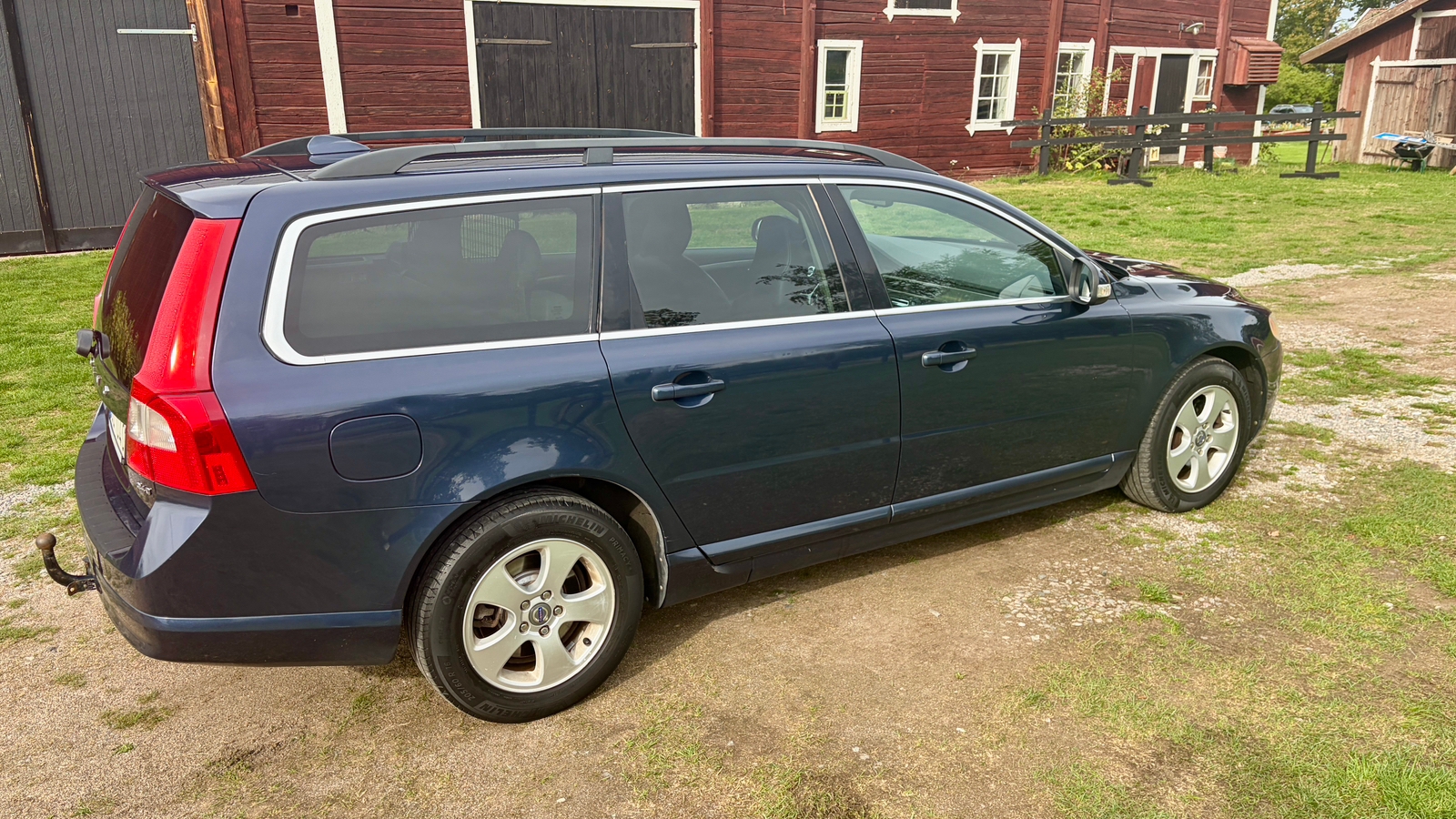 Volvo V70 2.4D Momentum 2010, bild 2/10