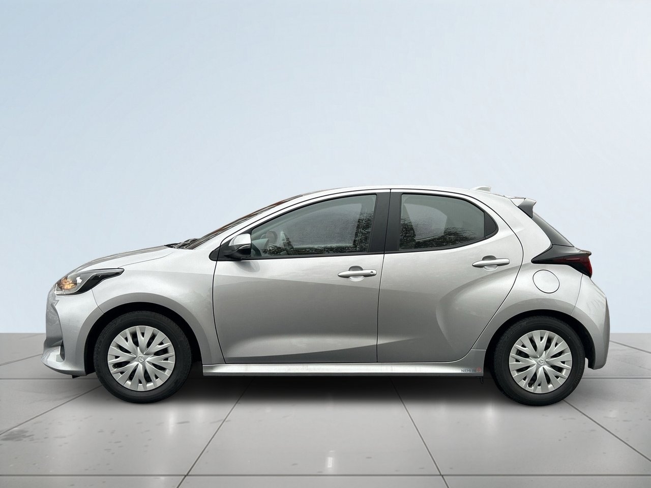 Mazda 2 Hybrid MOMS/SoV-Däck 2023, bild 3/10