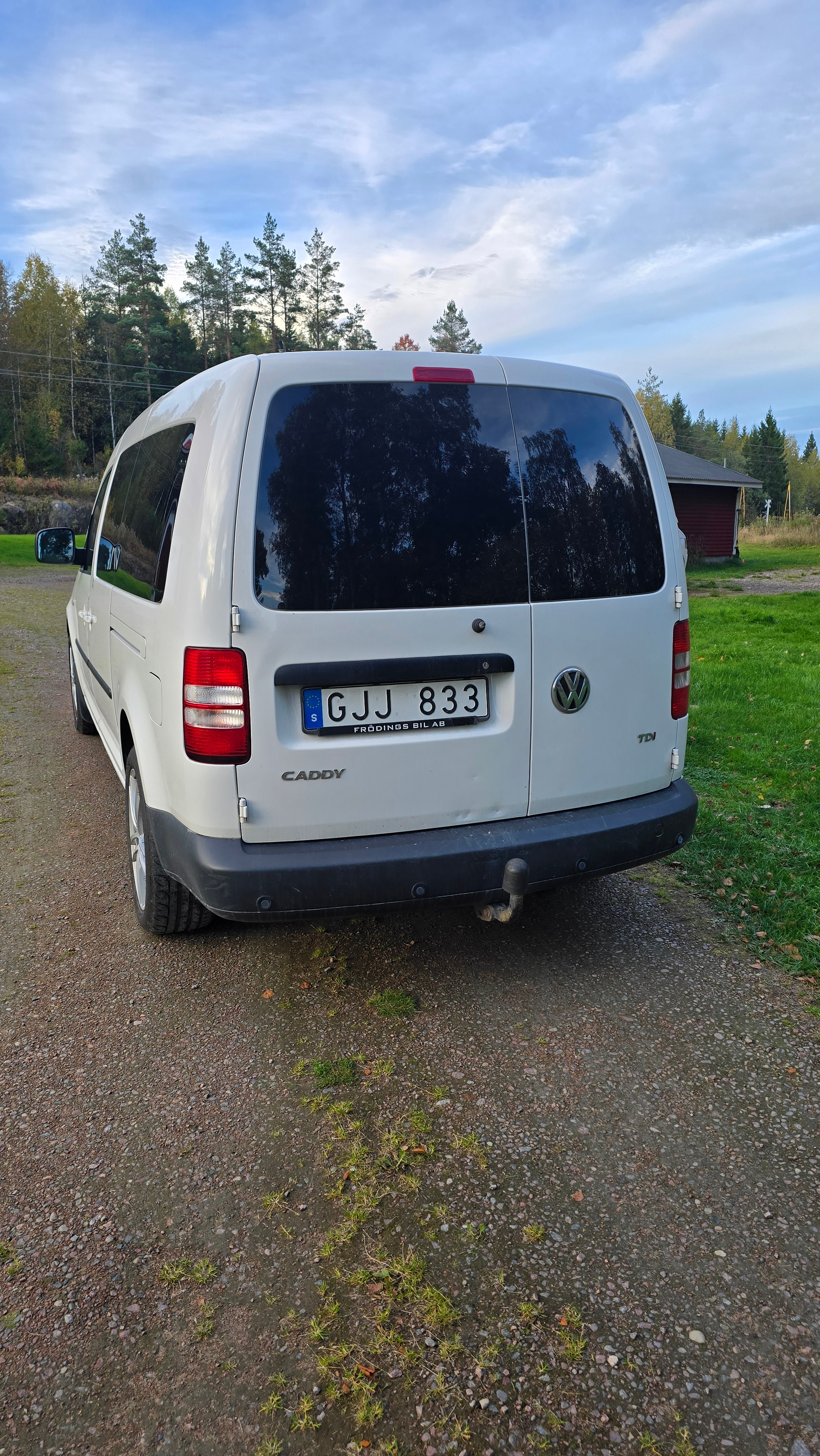 Volkswagen Caddy Maxi 2013, bild 3/10