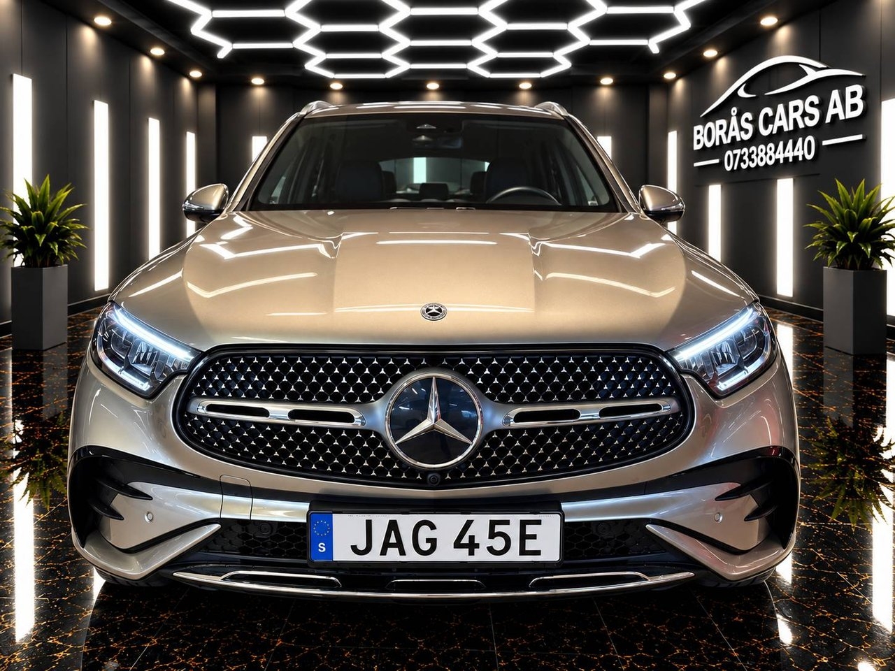 Mercedes-Benz GLC 2023, bild 2/10